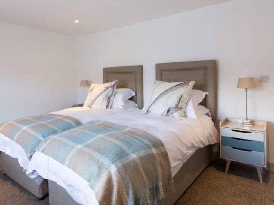 Apartmán Franks, Cowes - Sleeps 4 - 2 Bed - 2 Bath - Central Location Exteriér fotografie